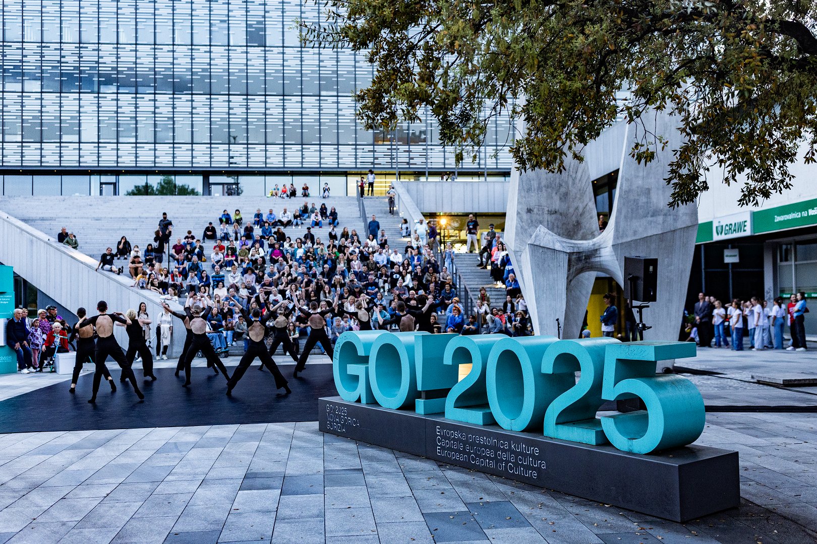 MN Dance Company Celebrates Dance at the Heart of Europe’s Cultural Capital